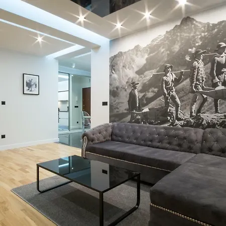 Prestige Bystra Woda Centrum * زاكوباني